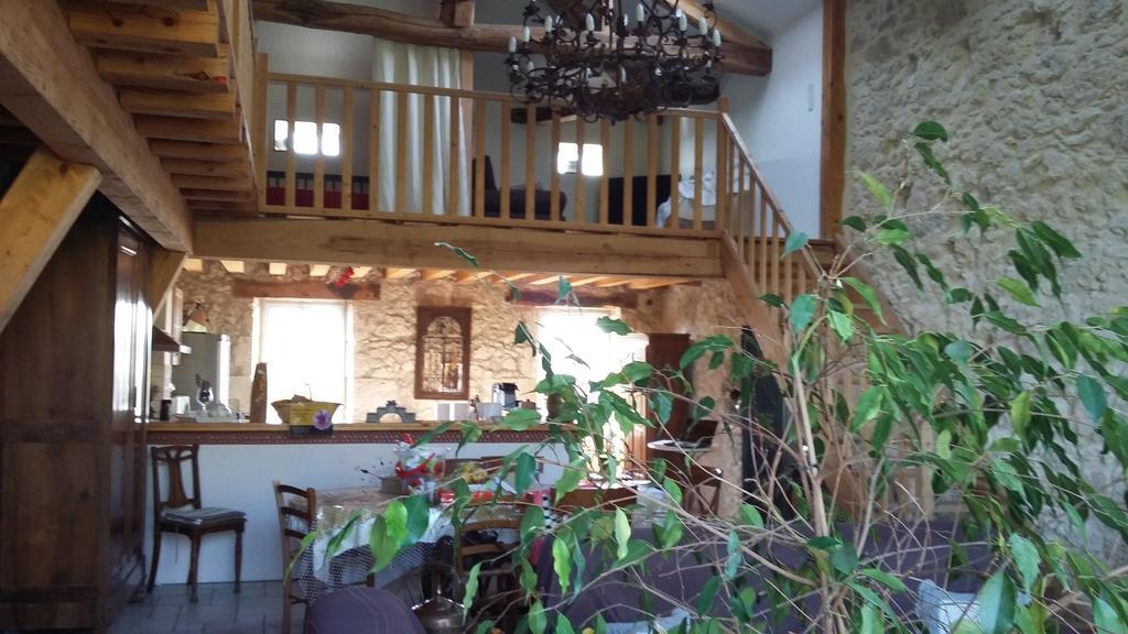 Chambres D'Hotes Domaine De La Rose Des VentsCastelnau-sur-lʼAuvignon エクステリア 写真